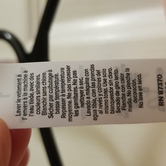 💥3/$10💥Peachy Pinkish Tee by Bella-Canvas - Picture 6 of 6